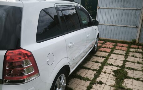 Opel Zafira B, 2013 год, 799 999 рублей, 4 фотография