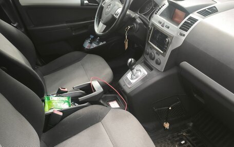Opel Zafira B, 2013 год, 799 999 рублей, 15 фотография