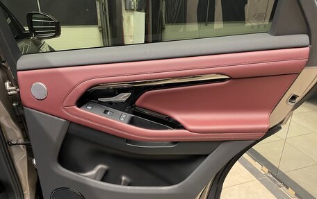 Land Rover Range Rover Evoque II, 2024 год, 5 600 000 рублей, 22 фотография