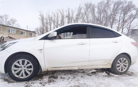 Hyundai Solaris II рестайлинг, 2014 год, 895 000 рублей, 2 фотография