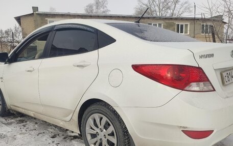 Hyundai Solaris II рестайлинг, 2014 год, 895 000 рублей, 3 фотография