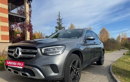 Mercedes-Benz GLC, 2019 год, 3 950 000 рублей, 2 фотография