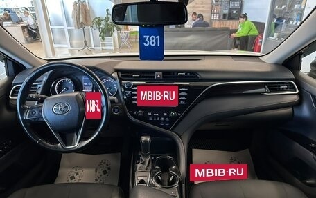 Toyota Camry, 2018 год, 2 679 000 рублей, 15 фотография