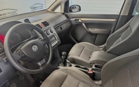 Volkswagen Touran III, 2007 год, 520 000 рублей, 6 фотография