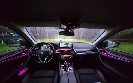 BMW 5 серия, 2019 год, 3 090 000 рублей, 13 фотография