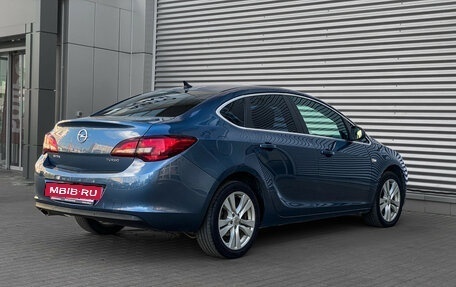 Opel Astra J, 2014 год, 990 000 рублей, 4 фотография