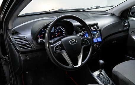 Hyundai Solaris II рестайлинг, 2011 год, 690 000 рублей, 10 фотография