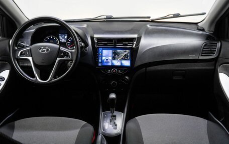 Hyundai Solaris II рестайлинг, 2011 год, 690 000 рублей, 17 фотография