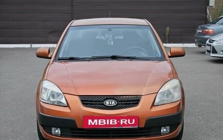 KIA Rio II, 2006 год, 370 000 рублей, 2 фотография