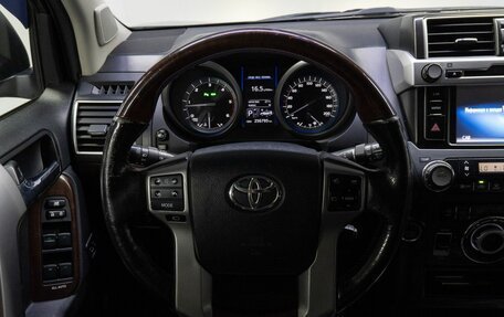Toyota Land Cruiser Prado 150 рестайлинг 2, 2014 год, 2 990 000 рублей, 23 фотография