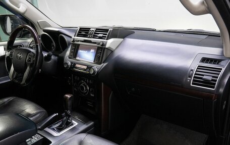 Toyota Land Cruiser Prado 150 рестайлинг 2, 2014 год, 2 990 000 рублей, 20 фотография