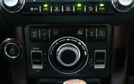 Toyota Land Cruiser Prado 150 рестайлинг 2, 2014 год, 2 990 000 рублей, 26 фотография