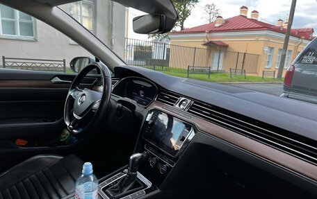 Volkswagen Passat B8 рестайлинг, 2018 год, 1 800 000 рублей, 10 фотография