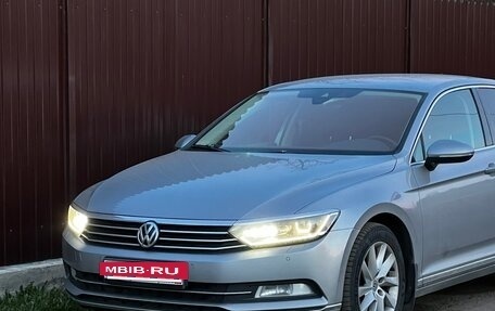 Volkswagen Passat B8 рестайлинг, 2018 год, 1 800 000 рублей, 4 фотография