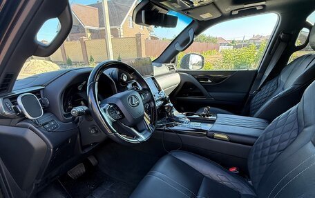 Lexus LX, 2023 год, 16 800 000 рублей, 3 фотография