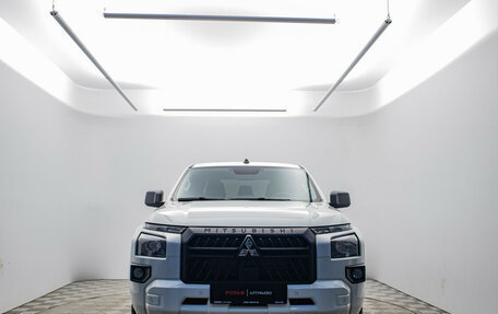 Mitsubishi L200, 2024 год, 4 470 000 рублей, 2 фотография