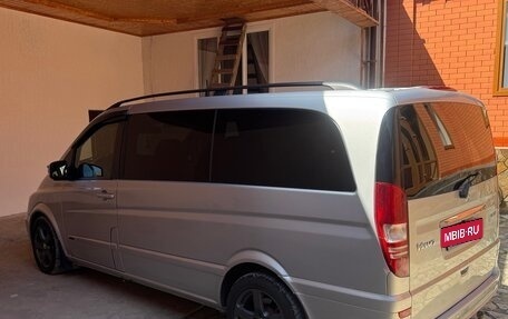 Mercedes-Benz Viano, 2012 год, 1 800 000 рублей, 2 фотография