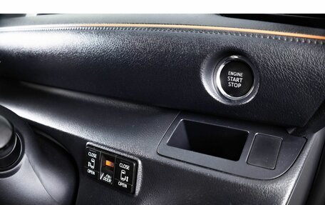 Toyota Sienta II, 2016 год, 1 449 000 рублей, 18 фотография