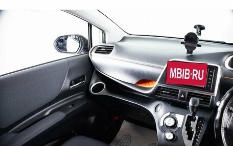 Toyota Sienta II, 2016 год, 1 449 000 рублей, 12 фотография