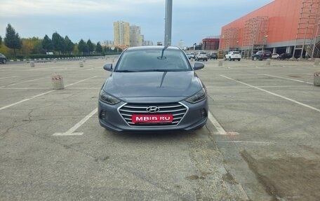 Hyundai Elantra VI рестайлинг, 2018 год, 1 400 000 рублей, 1 фотография