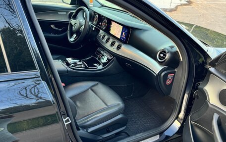 Mercedes-Benz E-Класс, 2016 год, 1 950 000 рублей, 20 фотография