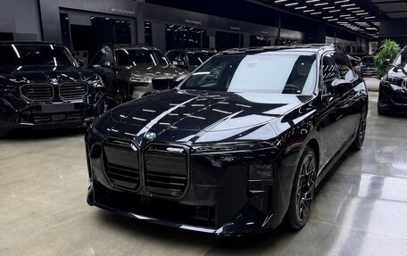 BMW 7 серия, 2026 год, 28 000 000 рублей, 2 фотография