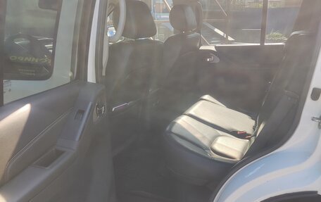 Nissan Pathfinder, 2011 год, 1 750 000 рублей, 15 фотография