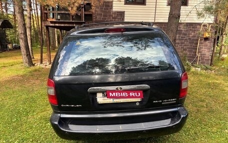 Chrysler Voyager IV, 2004 год, 950 000 рублей, 4 фотография