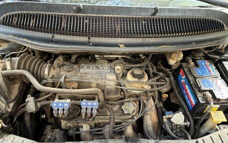 Chrysler Voyager IV, 2004 год, 950 000 рублей, 13 фотография