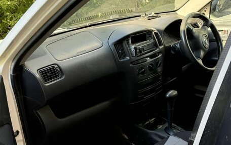 Toyota Probox I, 2002 год, 350 000 рублей, 5 фотография
