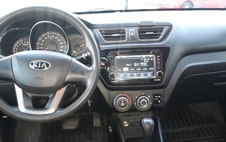 KIA Rio III рестайлинг, 2013 год, 699 000 рублей, 10 фотография