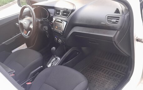 KIA Rio III рестайлинг, 2013 год, 699 000 рублей, 9 фотография