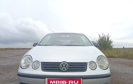 Volkswagen Polo IV рестайлинг, 2003 год, 230 000 рублей, 1 фотография