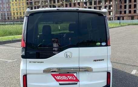 Honda Stepwgn IV, 2021 год, 2 750 000 рублей, 4 фотография