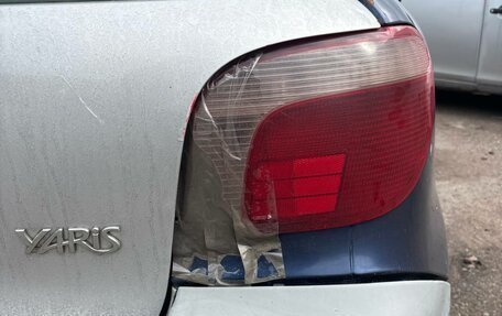 Toyota Yaris I рестайлинг, 1999 год, 195 000 рублей, 9 фотография