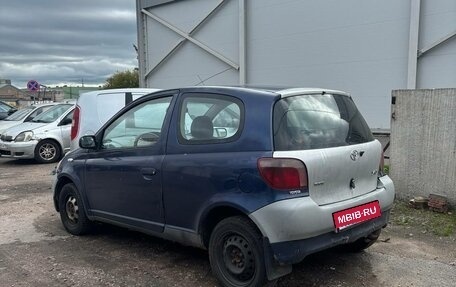 Toyota Yaris I рестайлинг, 1999 год, 195 000 рублей, 3 фотография