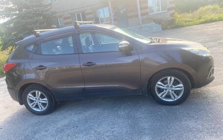 Hyundai ix35 I рестайлинг, 2013 год, 1 100 000 рублей, 2 фотография