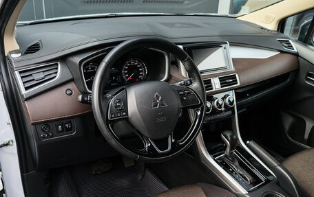 Mitsubishi Xpander, 2022 год, 2 190 000 рублей, 12 фотография