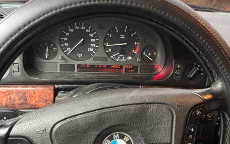 BMW 5 серия, 1999 год, 720 000 рублей, 3 фотография
