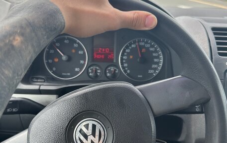 Volkswagen Golf V, 2003 год, 500 000 рублей, 5 фотография