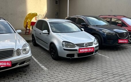 Volkswagen Golf V, 2003 год, 500 000 рублей, 7 фотография