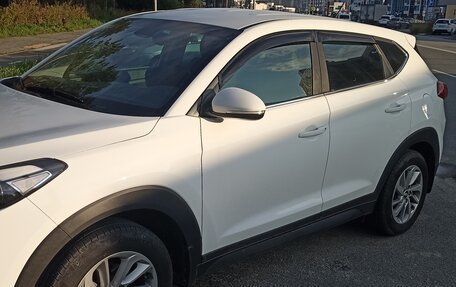 Hyundai Tucson III, 2016 год, 1 790 000 рублей, 2 фотография