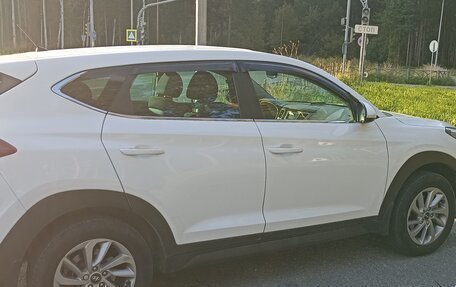 Hyundai Tucson III, 2016 год, 1 790 000 рублей, 1 фотография