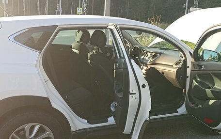 Hyundai Tucson III, 2016 год, 1 790 000 рублей, 12 фотография
