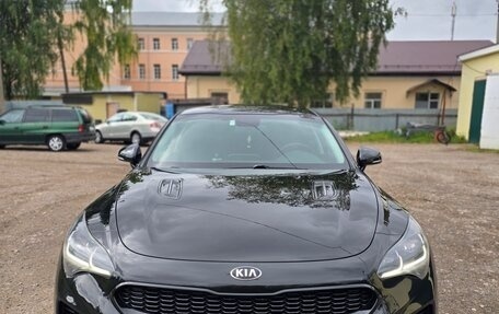KIA Stinger I, 2018 год, 2 600 000 рублей, 1 фотография