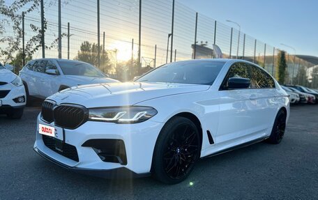 BMW 5 серия, 2021 год, 5 970 000 рублей, 2 фотография