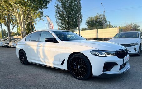 BMW 5 серия, 2021 год, 5 970 000 рублей, 4 фотография