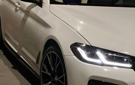 BMW 5 серия, 2021 год, 5 970 000 рублей, 15 фотография