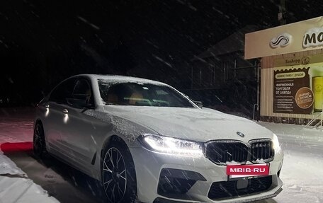 BMW 5 серия, 2021 год, 5 970 000 рублей, 12 фотография