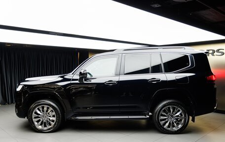 Toyota Land Cruiser, 2026 год, 28 200 000 рублей, 3 фотография
